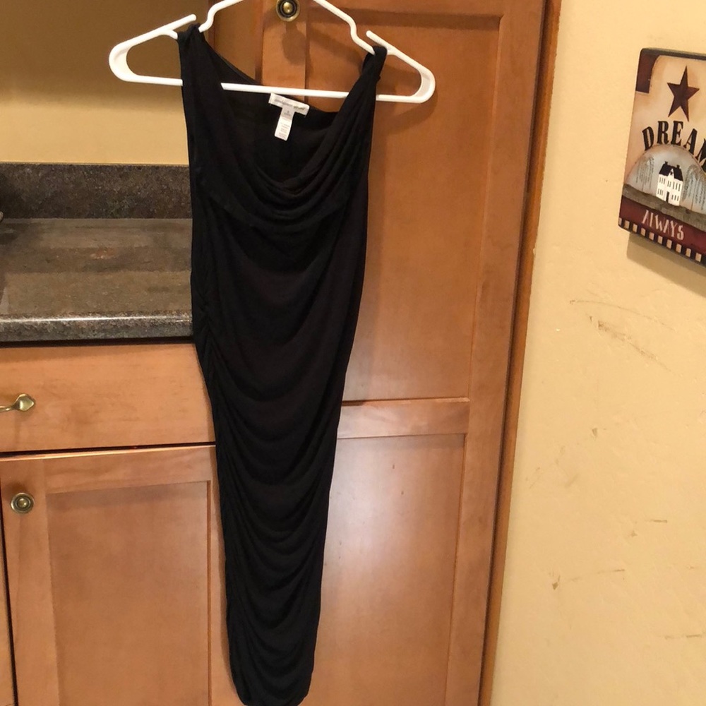 Black scrunch dress